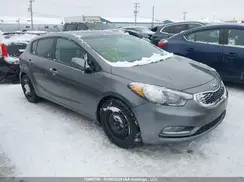 KNAFK5A87G5641582 2016 KIA FORTE