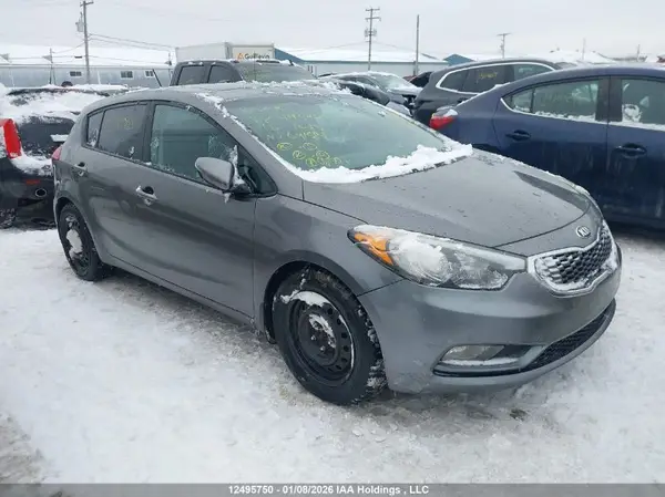 KNAFK5A87G5641582 2016 KIA FORTE - Image 1