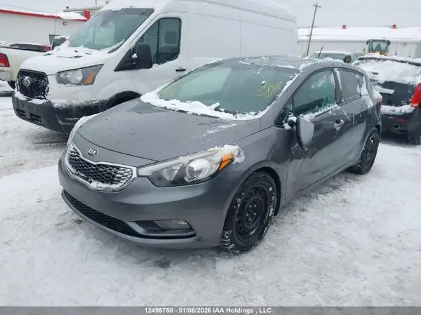 KNAFK5A87G5641582 2016 KIA FORTE - Image 2