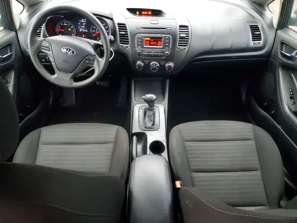 KNAFK5A87G5658284 2016 KIA FORTE - Image 8