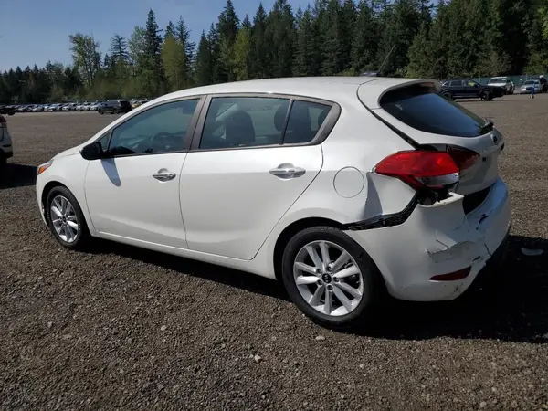 KNAFK5A87H5677273 2017 KIA FORTE - Image 2