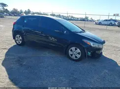 KNAFK5A87H5678150 2017 KIA FORTE