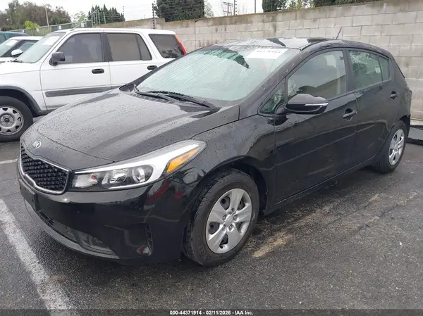 KNAFK5A87H5680402 2017 KIA FORTE - Image 2
