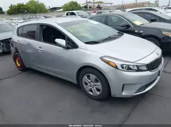 KNAFK5A87H5697359 2017 KIA FORTE