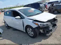 KNAFK5A87H5707517 2017 KIA FORTE
