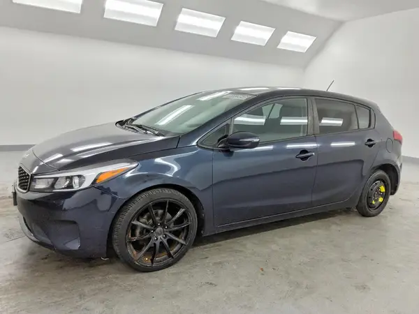 KNAFK5A87H5725516 2017 KIA FORTE - Image 1