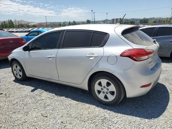 KNAFK5A87J5773393 2018 KIA FORTE - Image 2