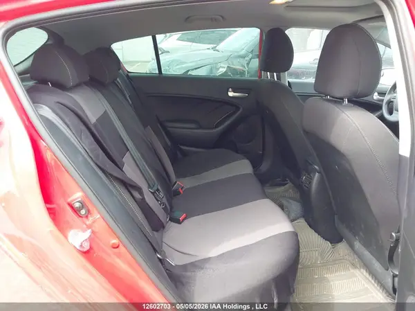 KNAFK5A88G5468204 2016 KIA FORTE - Image 8