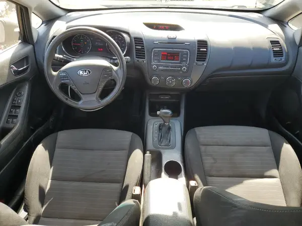KNAFK5A88G5525226 2016 KIA FORTE - Image 8
