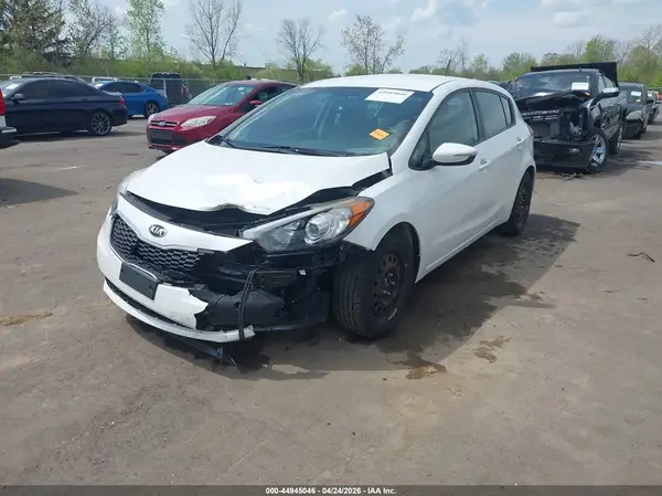 KNAFK5A88G5548005 2016 KIA FORTE - Image 2