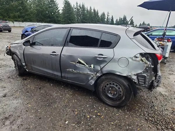 KNAFK5A88G5587984 2016 KIA FORTE - Image 2