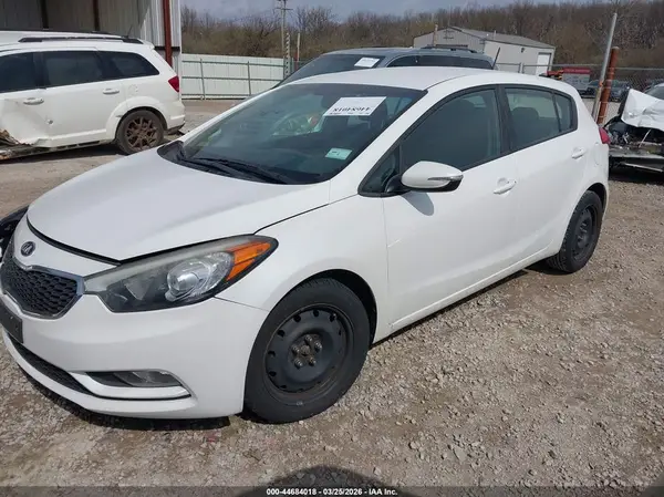 KNAFK5A88G5591176 2016 KIA FORTE - Image 2