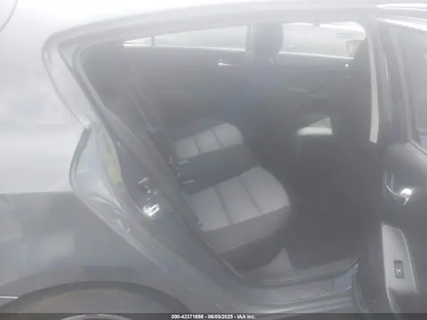 KNAFK5A88G5606968 2016 KIA FORTE - Image 8