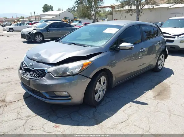 KNAFK5A88G5630140 2016 KIA FORTE - Image 2