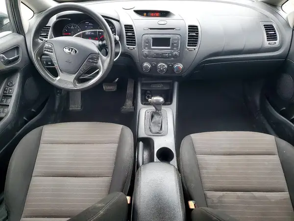 KNAFK5A88G5635595 2016 KIA FORTE - Image 8