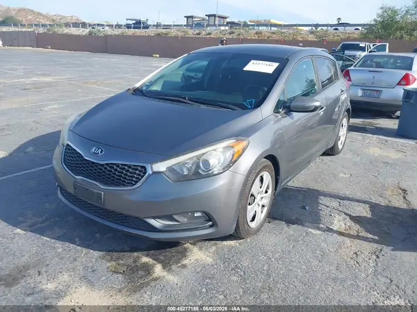 KNAFK5A88G5636567 2016 KIA FORTE - Image 2
