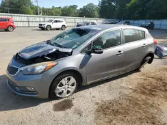 KNAFK5A88G5643986 2016 KIA FORTE