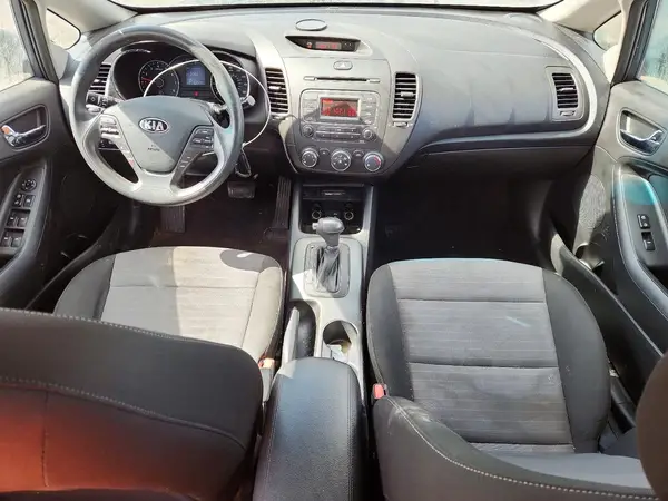 KNAFK5A88G5651084 2016 KIA FORTE - Image 8