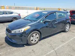 KNAFK5A88H5678528 2017 KIA FORTE