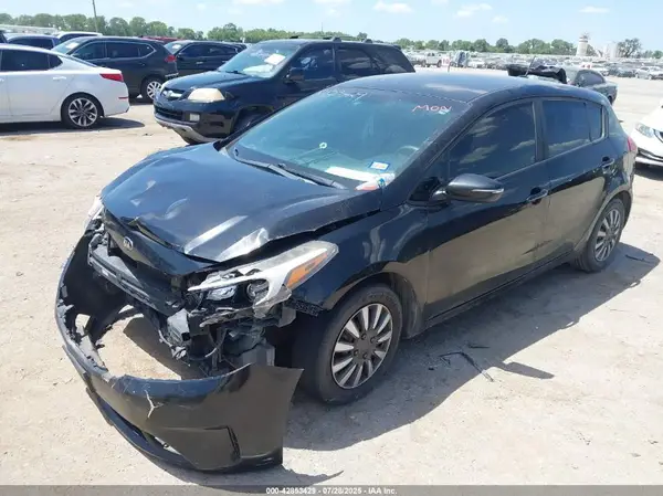 KNAFK5A88H5678948 2017 KIA FORTE - Image 2
