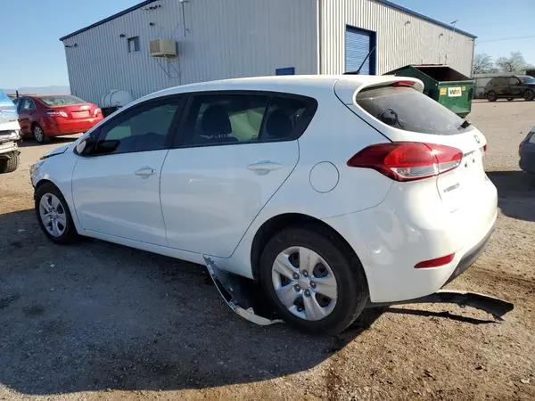 KNAFK5A88H5684085 2017 KIA FORTE - Image 2