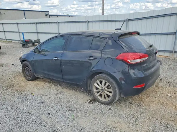 KNAFK5A88H5690842 2017 KIA FORTE - Image 2