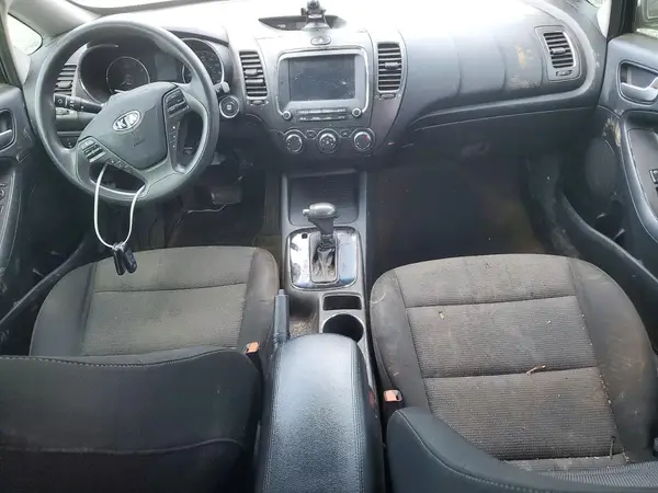 KNAFK5A88H5690842 2017 KIA FORTE - Image 8