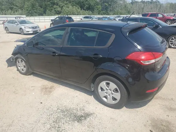 KNAFK5A88H5708997 2017 KIA FORTE - Image 2