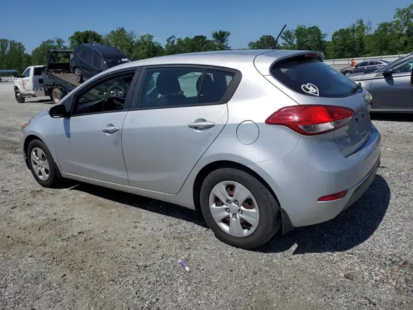 KNAFK5A88H5718784 2017 KIA FORTE - Image 2
