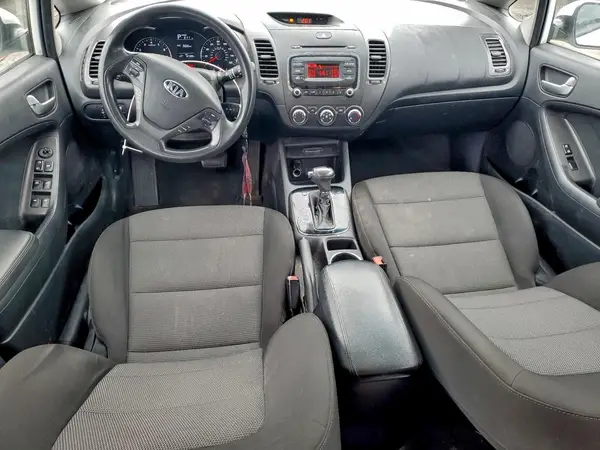 KNAFK5A88J5774116 2018 KIA FORTE - Image 8