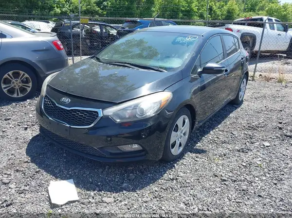 KNAFK5A89G5570322 2016 KIA FORTE - Image 2