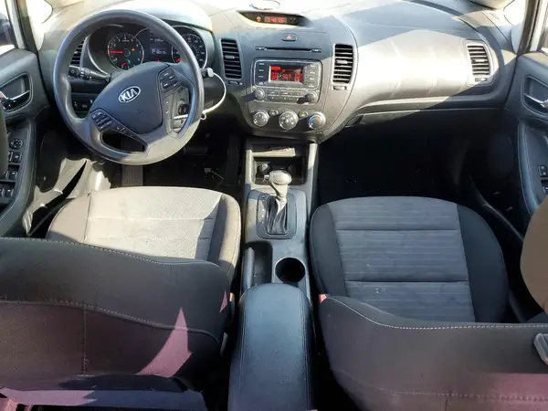 KNAFK5A89G5582891 2016 KIA FORTE - Image 8