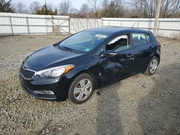 KNAFK5A89G5583801 2016 KIA FORTE - Image 1