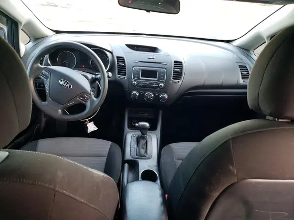 KNAFK5A89G5583880 2016 KIA FORTE - Image 8