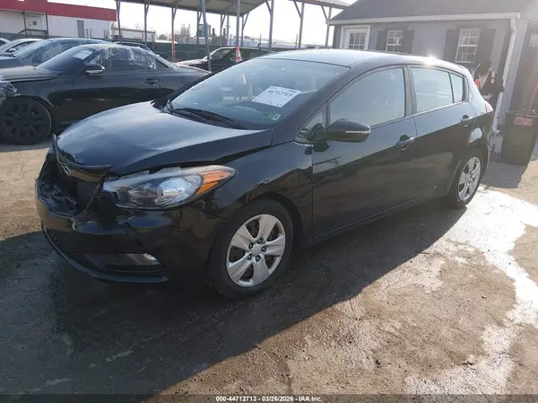 KNAFK5A89G5585273 2016 KIA FORTE - Image 2