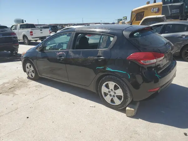 KNAFK5A89G5593762 2016 KIA FORTE - Image 2