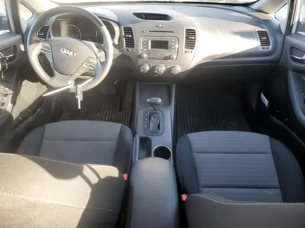 KNAFK5A89G5597598 2016 KIA FORTE - Image 8