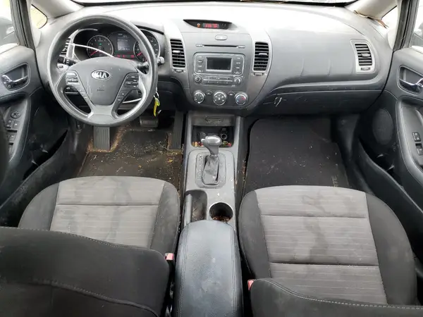 KNAFK5A89G5606199 2016 KIA FORTE - Image 8