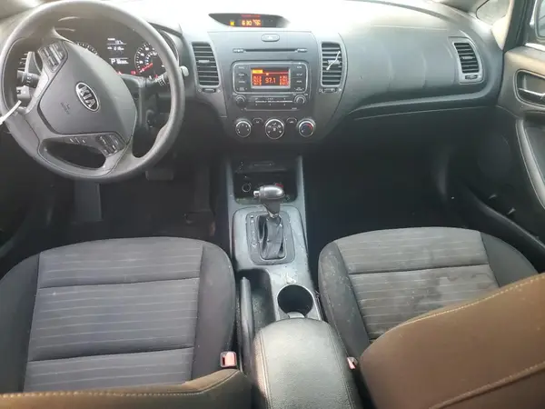 KNAFK5A89G5606770 2016 KIA FORTE - Image 8