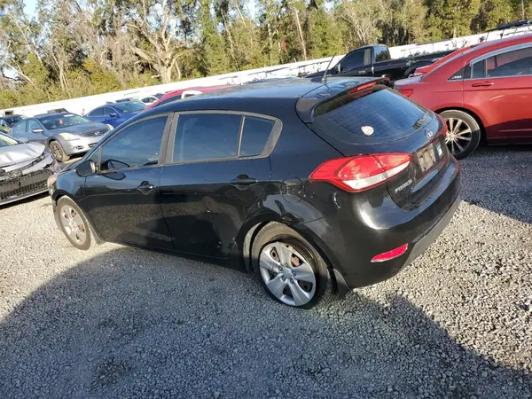 KNAFK5A89G5607773 2016 KIA FORTE - Image 2