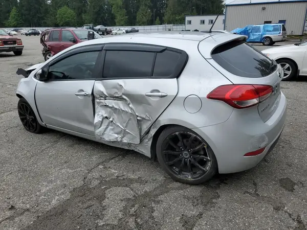 KNAFK5A89G5617817 2016 KIA FORTE - Image 2