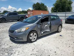 KNAFK5A89G5646802 2016 KIA FORTE