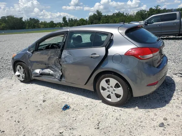KNAFK5A89G5646802 2016 KIA FORTE - Image 2