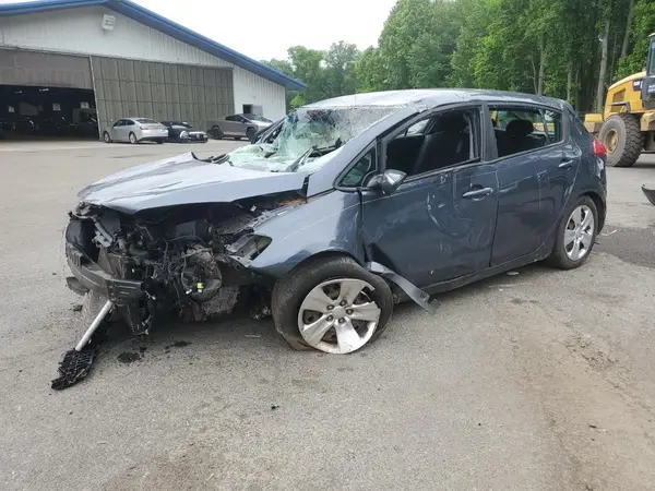 KNAFK5A89G5647304 2016 KIA FORTE - Image 1