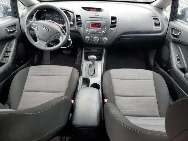 KNAFK5A89G5653300 2016 KIA FORTE - Image 8