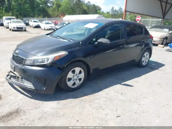 KNAFK5A89H5666940 2017 KIA FORTE - Image 2