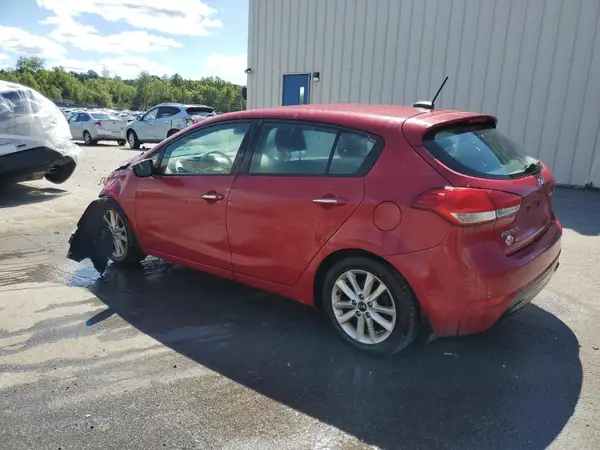 KNAFK5A89H5681924 2017 KIA FORTE - Image 2