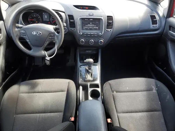 KNAFK5A89H5681924 2017 KIA FORTE - Image 8