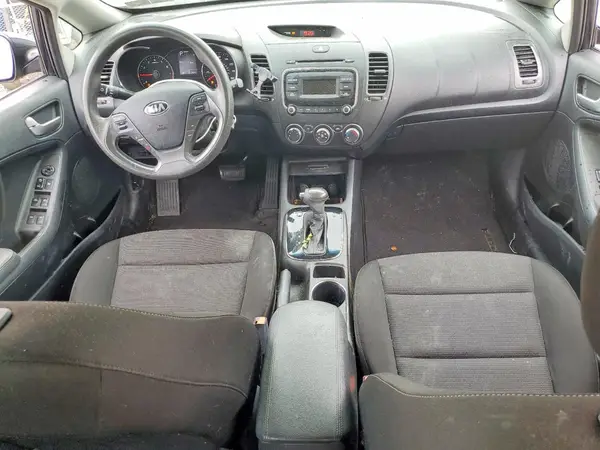 KNAFK5A89H5687478 2017 KIA FORTE - Image 8
