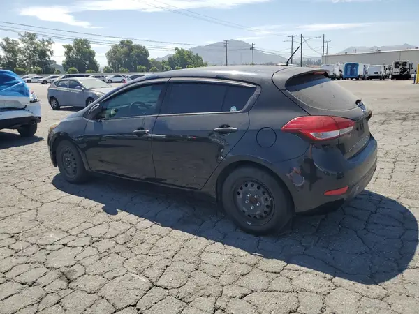 KNAFK5A89H5694916 2017 KIA FORTE - Image 2